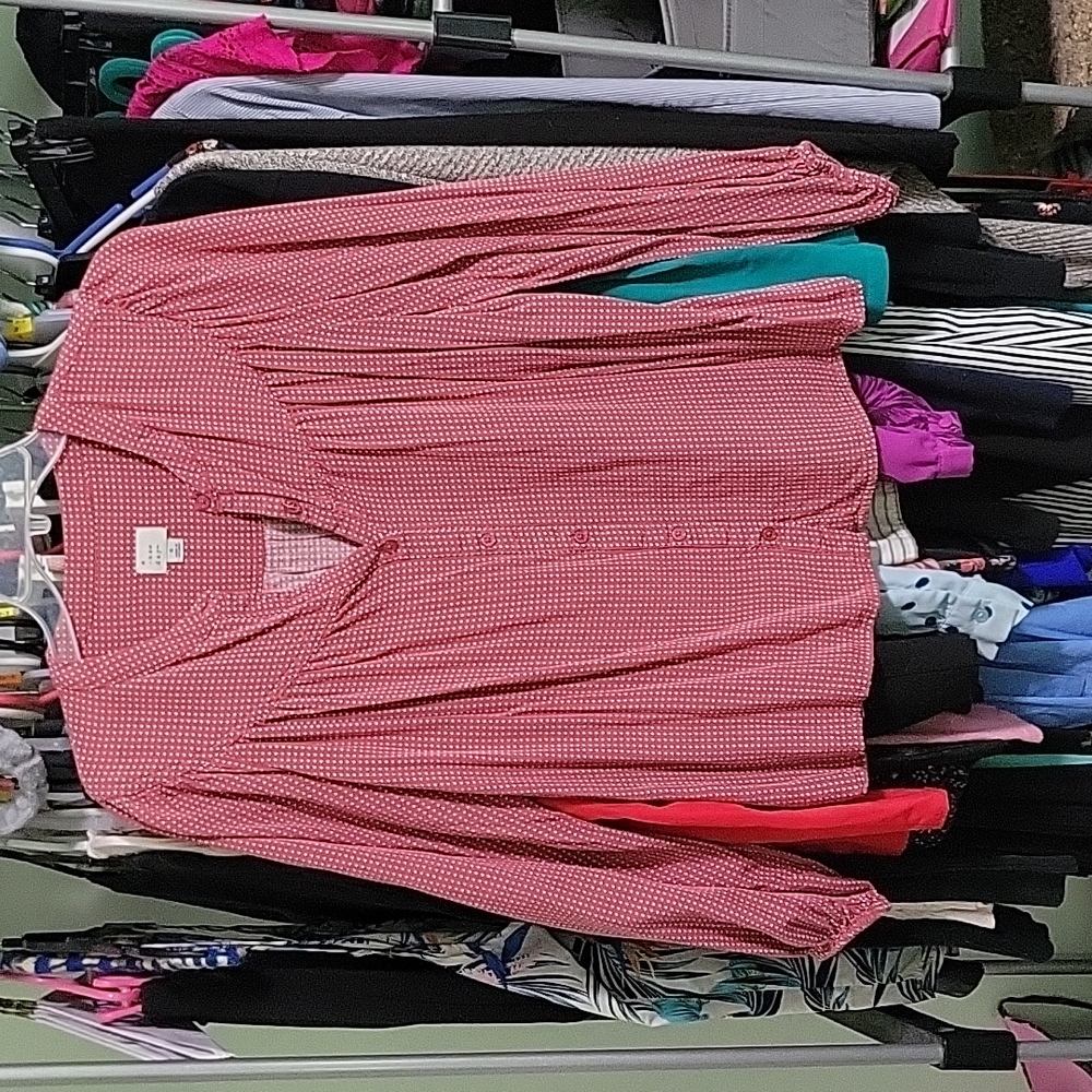 PINK Polka dot button up top EUC